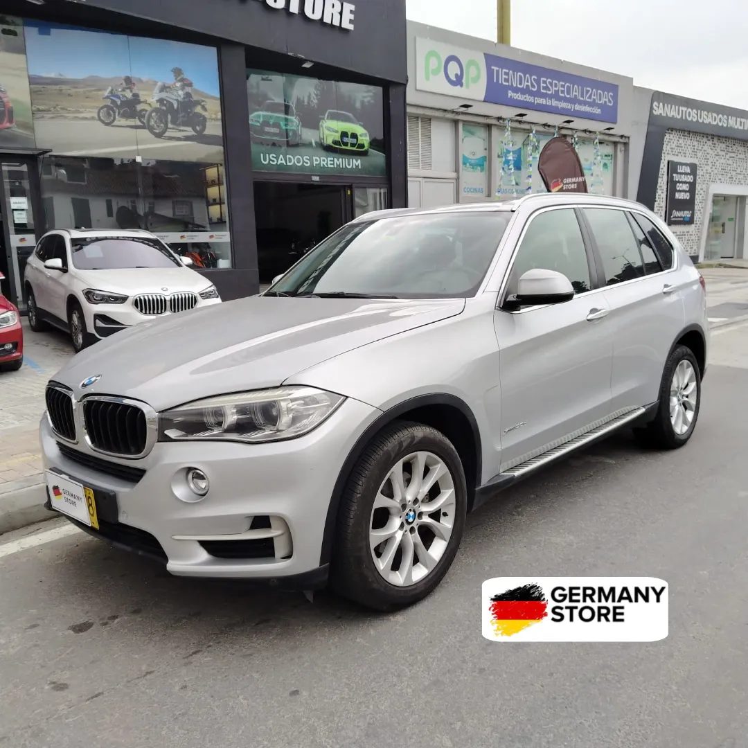 BMW X5 XDRIVE30d 7 PASAJEROS