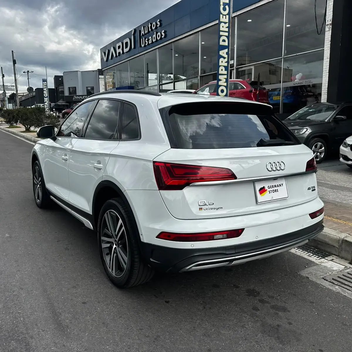 AUDI Q5 2.0 TFSI AMBITION 2022